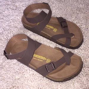 Birkenstock Yara * please read description*
